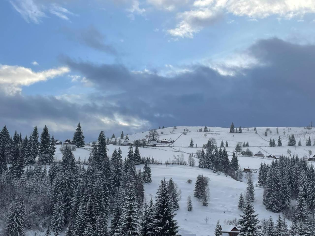 Aparthotel Kazka Jablunycja Exteriér fotografie