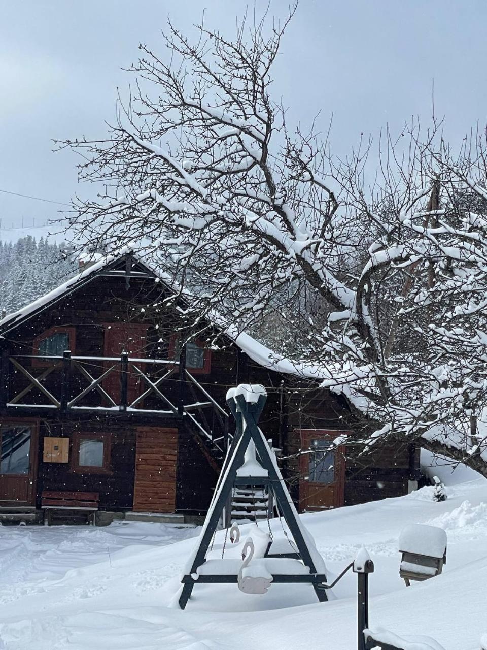 Aparthotel Kazka Jablunycja Exteriér fotografie